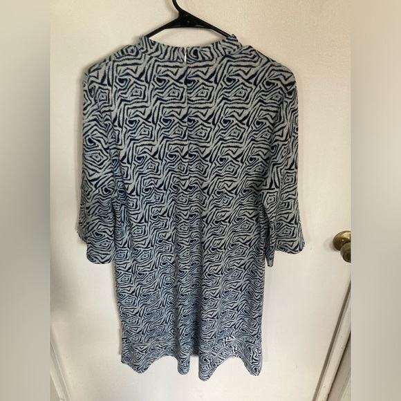 Tyler Boe dress in size XL. Animal print. Super adorable 🦋 - Picture 5 of 6